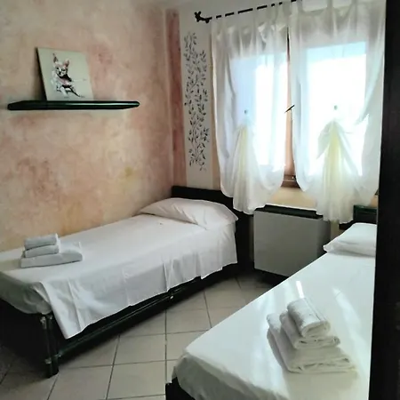 아파트 Trilocale Centro Storico - 산타테레사의갈루라