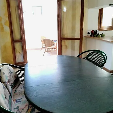 Trilocale Centro Storico - 산타테레사의갈루라